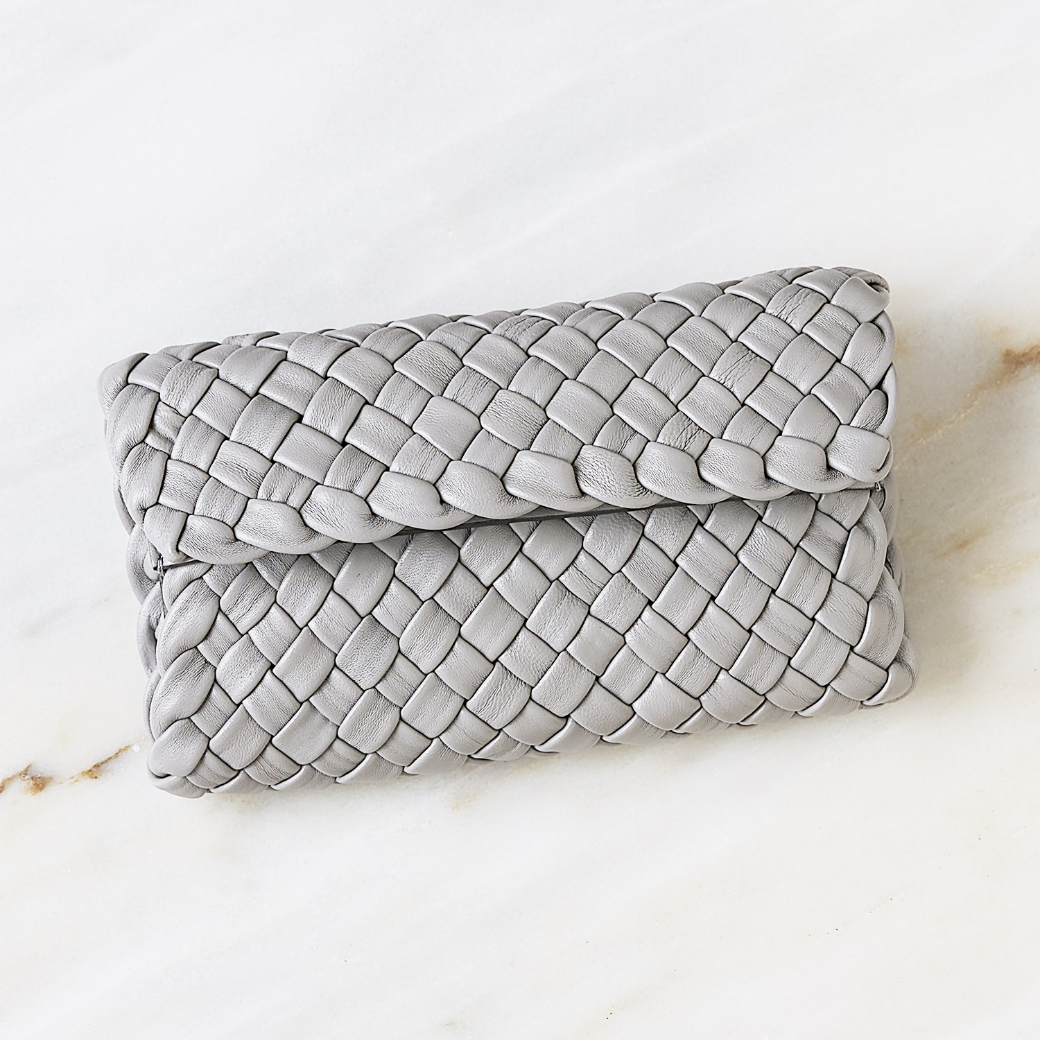GinzaBeaute FALORNI ギンザボーテ ファロルニ スマートフォンケース iPhoneケース 手帳型 ウォレットケース 3Way ショルダーバッグ サコッシュ グレー レザー ラムレザー 羊革 メンズ レディース 男女兼用 ギフト プレゼント イタリア製