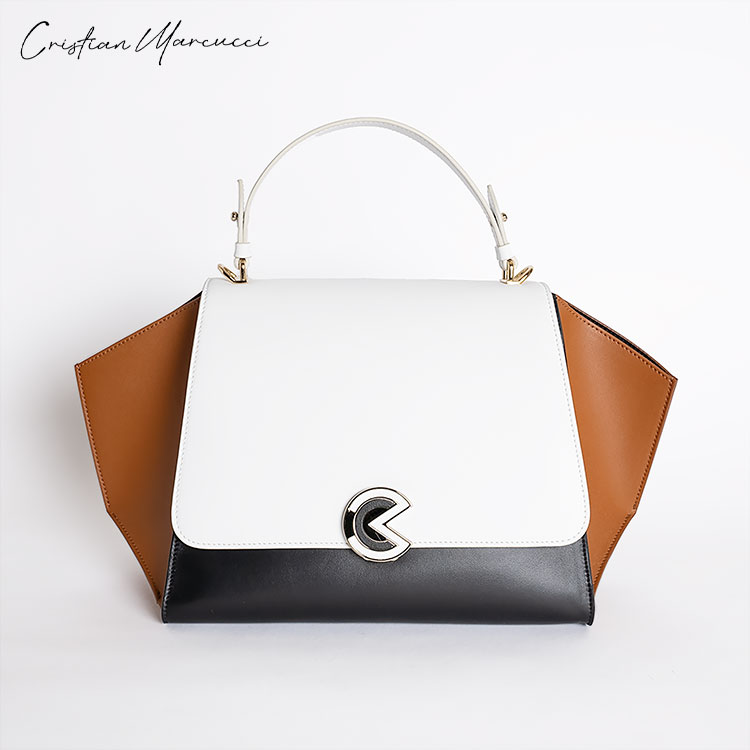 ✨希少✨極美品✨EMILIO PUCCI エミリオプッチ ハンドバッグ 総柄 ✨希少✨極美品✨EMILIO PUCCI エミリオプッチ ハンドバッグ 総