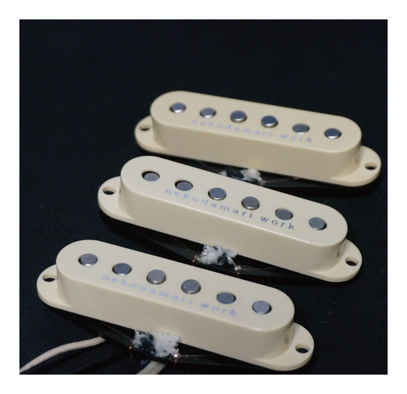 即日出荷 ねこだまり工房 クリア蜜蝋ピックアップ St Set Type1 シングルコイル ピックアップ ネック ミドル ブリッジセット Fucoa Cl