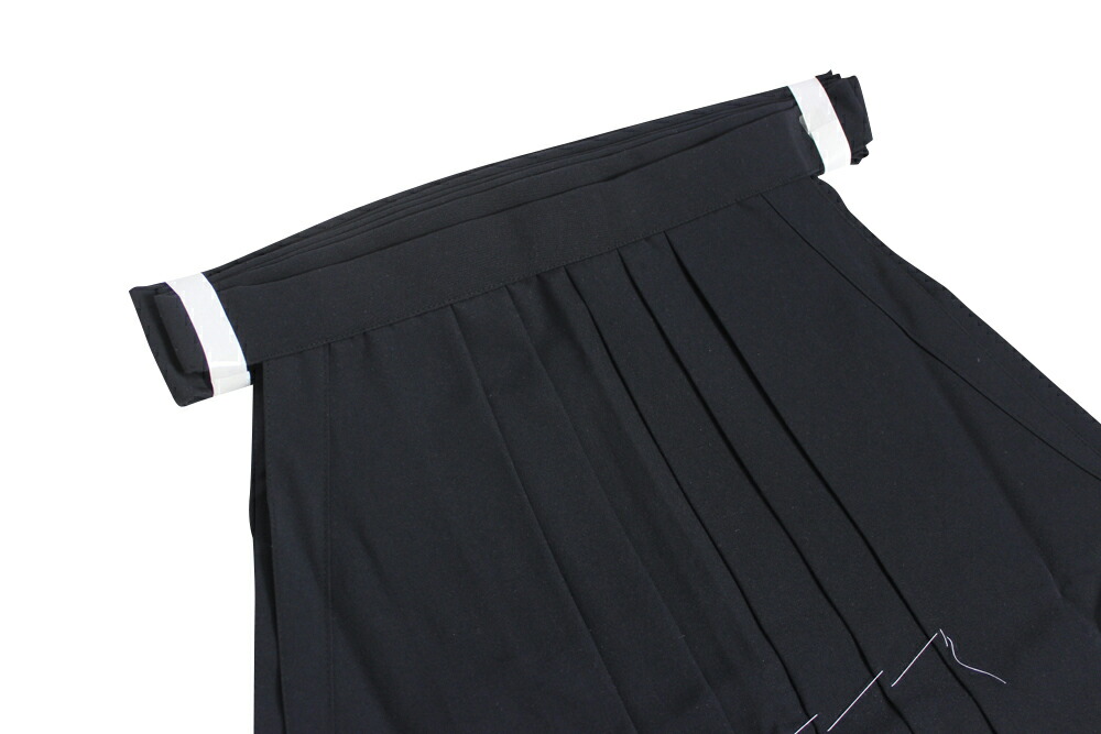 弓道袴東レテトレックス黒色黒袴在庫品21号〜27号商品番号H-245(男性用馬乗り)(女性用馬乗り)ポリエステル65%/レーヨン35%ラッキーシール対応