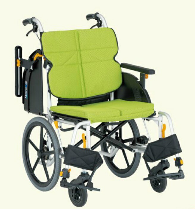 (松永製作所) 車椅子 ワイドタイプ 介助式 ネクストコア ワイド NEXT-62B-HB 座幅46cm 耐荷重130kg 肘掛昇降 肘掛跳ね上げ 脚部スイングアウト クッション付 折りたたみ ハイブリッドタイヤ仕様(ノーパンクタイヤ) MATSUNAGA｜介護shop　サンアイ