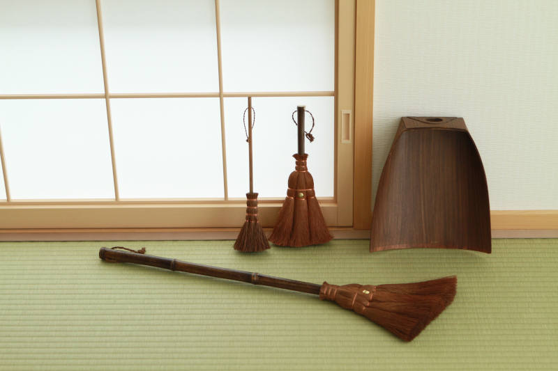 最大限度3000円OFF引き換え証離れ離れ中 06/14(日)00:00～ ちょこっとお掃き出す仕掛ける 大掃き出す 年末年始 棕櫚ほうき 柿渋ちりとり一覧表箒 4点仕掛ける 新生きて行く
