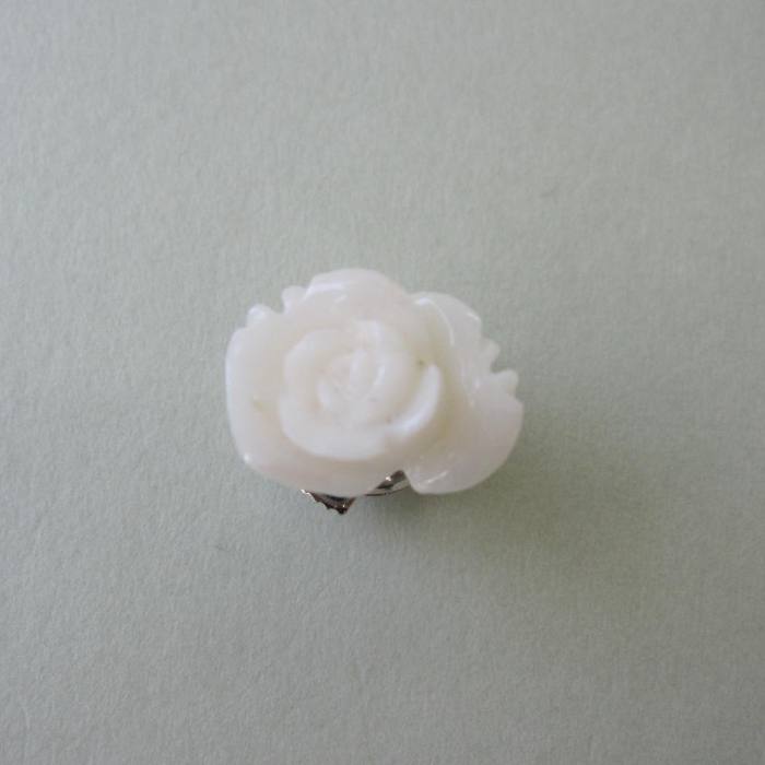 楽天市場】白珊瑚 美しい 薔薇の花 ピンタック ピンブローチ コーラル