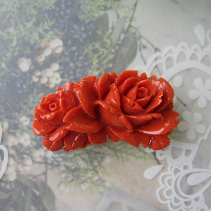 天然桃珊瑚 帯留め 花と菊 Ｏー29 ob-195-01.jpg