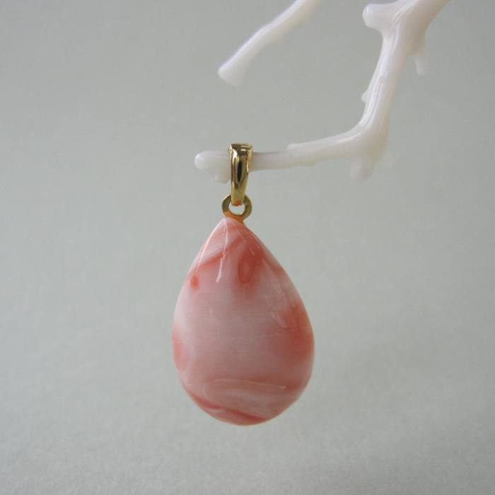 珊瑚　ペンダントトップ 10g silver アンティーク　桃色　ピンク 珊瑚 ペンダントトップ 10g silver アンティーク 桃色 ピンク