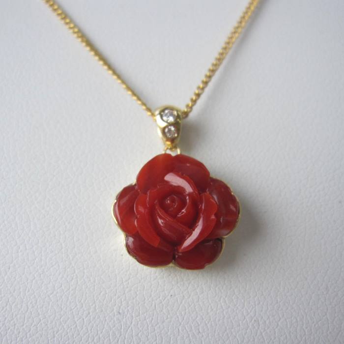 楽天市場】日本 高知産赤珊瑚 薔薇の花 ペンダントトップ K18 『宝石