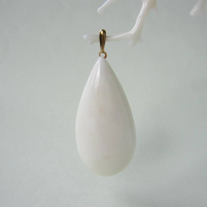 楽天市場】白珊瑚 オーバルペンダントトップ SILVER 『宝石サンゴ