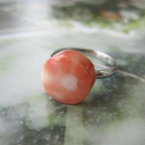 高知県のサンゴ⭐の シルバーの指輪 楽天市場】日本 高知産赤珊瑚 シルバー フリーリング （7.6ミリ