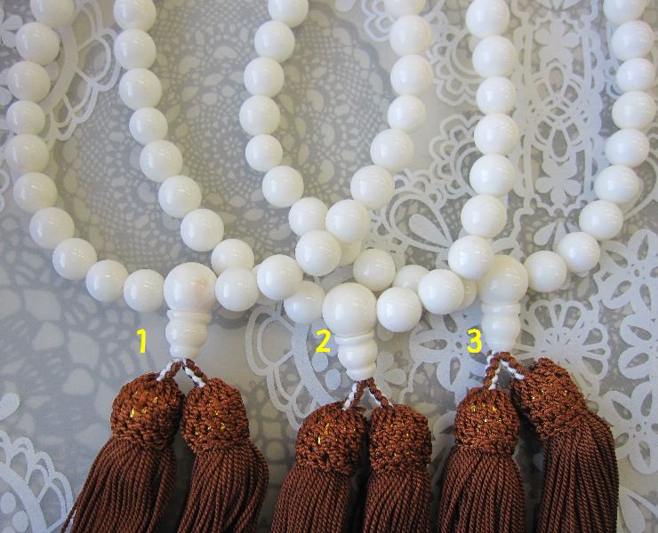 【楽天市場】白珊瑚の数珠(念珠）（約9ミリ）/天然本珊瑚/葬儀/法要/略式/人絹：珊瑚職人館ー土佐
