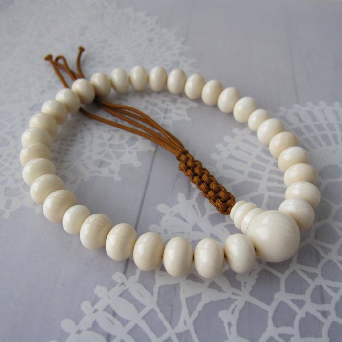 楽天市場】シナ海珊瑚 数珠 (念珠） 高級みかん玉（10.5ミリ） 片手