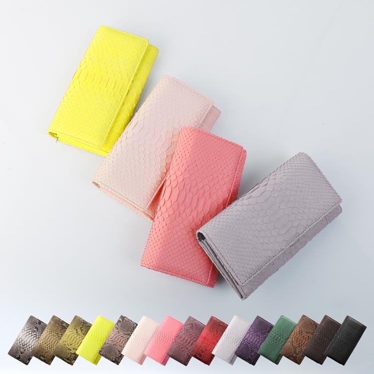 楽天市場 パイソン 長財布 レディース 本革 フラップ 婦人財布 パイソン柄 ダイヤモンドパイソン 蛇革 軽量 機能的 使いやすい 女性 プレゼント 金運 黄色 ヘビ 革 風水 蛇革 かぶせ ギフト 春財布 r ギフト クリスマス ギフト マスタークロコダイル 財布