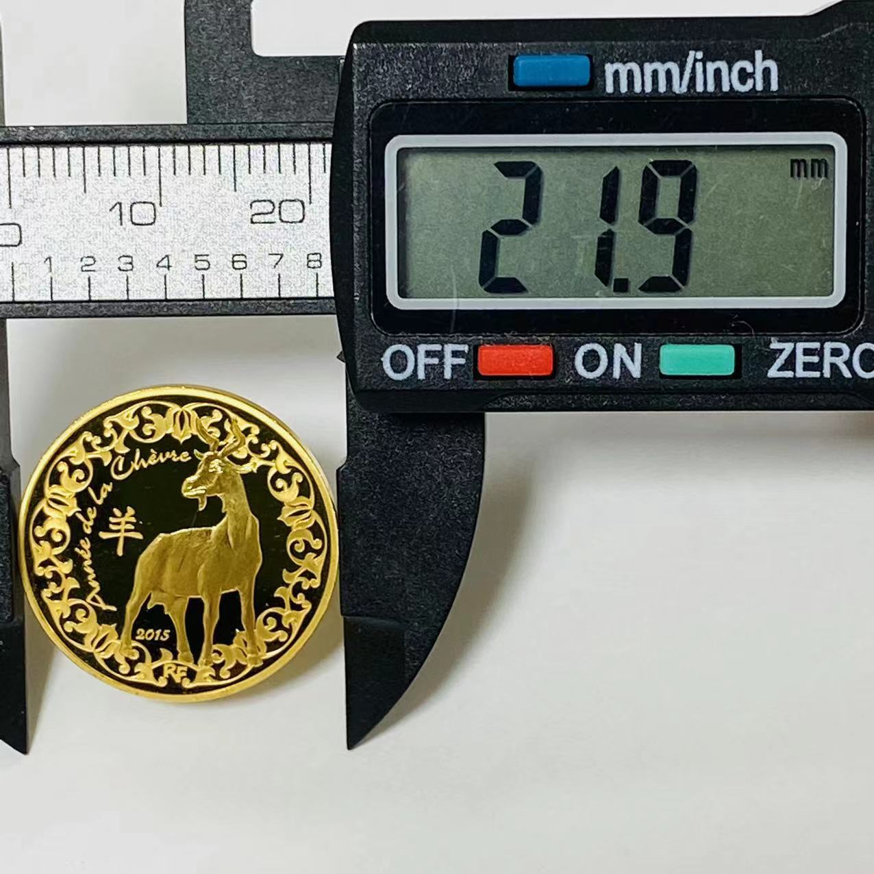 フランス 50ユーロ金貨 8 4g 22金 15年 Gold イエローゴールド コイン コレクション ジャン ド フォンテーヌ ラ 羊 美品 スーパーセール 羊