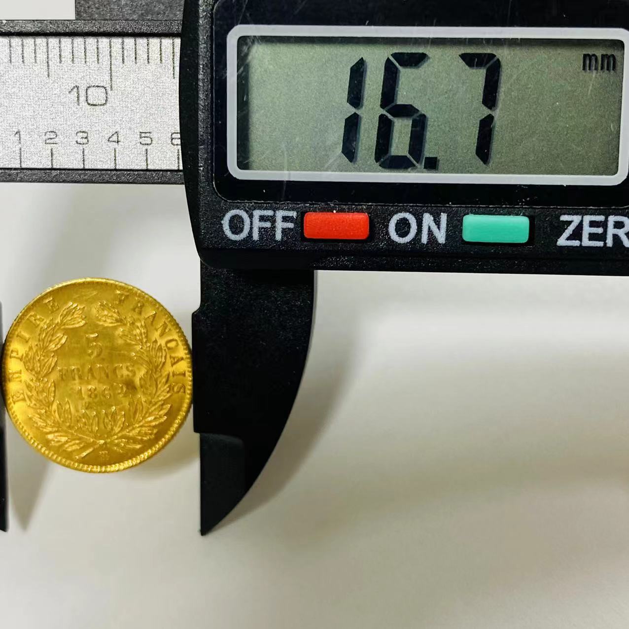 65 Off ナポレオン3世金貨 フランス 1864年 21 6金 1 61g イエローゴールド コレクション アンティークコイン Gold 美品 Fucoa Cl