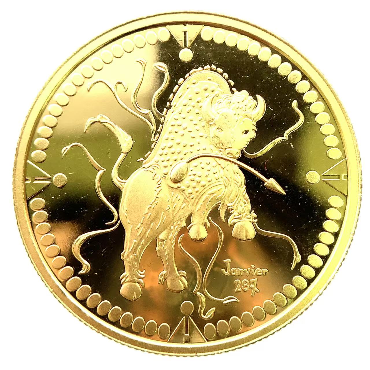 カナダ 200ドル金貨 ホワイト・バッファロー  1998年 16.9g  エリザベス女王 純金 24金 イエローゴールド コイン コレクション Gold