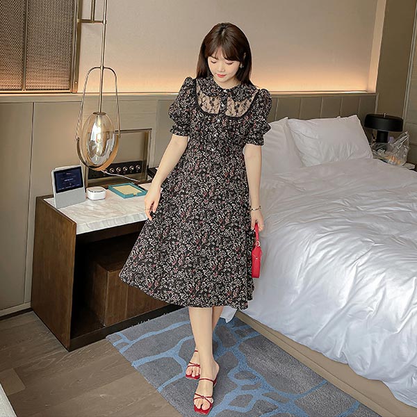 大きいサイズ ワンピース パールボタン レースコラージュ ハイウエスト切り替え ラウンドカラー 小花柄 ブロンズプリント