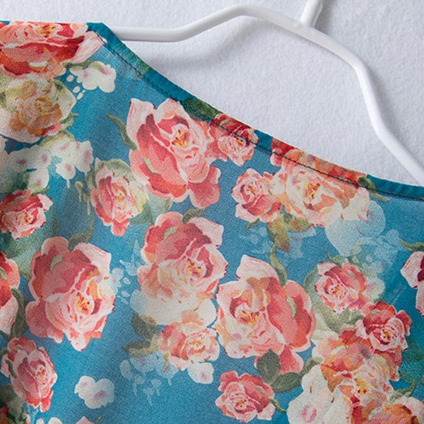 大きいサイズ ワンピース リボンベルト ティアードワンピース クロスvネック フラワープリント ベルスリーブ 五分袖