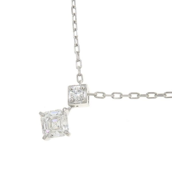 ロイヤルアッシャー アッシャーカットネックレス/D0.32ct 【無料ギフトラッピング】【Aランク】【中古】