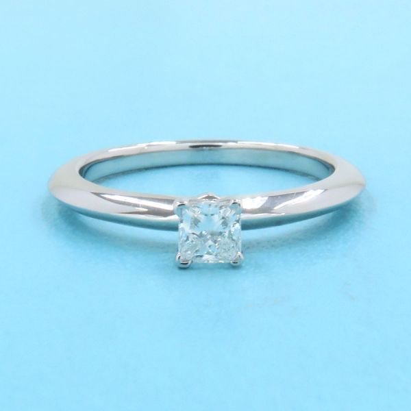 ティファニー ソリティアリング/D0.21ct/スクエアカット#9 【無料ギフトラッピング】【Aランク】【中古】