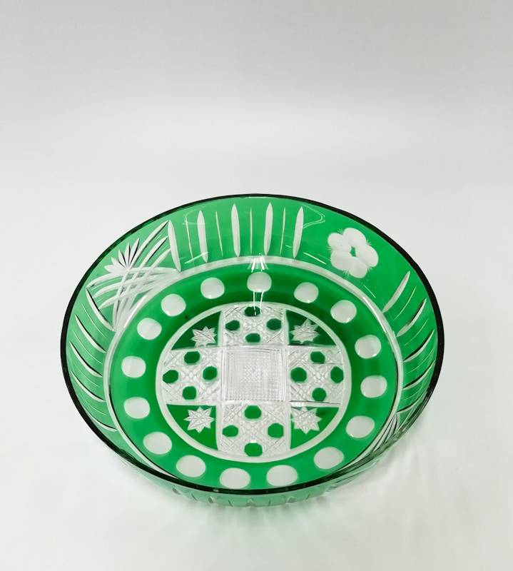 楽天市場 27cm 切子 皿 緑 橙 青手づくり 料理 果物 お菓子 盛り皿 大皿 お皿 伝統工芸 工芸品 ガラス 工芸 プレゼン 業務用 ホテル 飲食店 お店 開店 食器 雑貨 おしゃれ かわいい さぬき秀芸