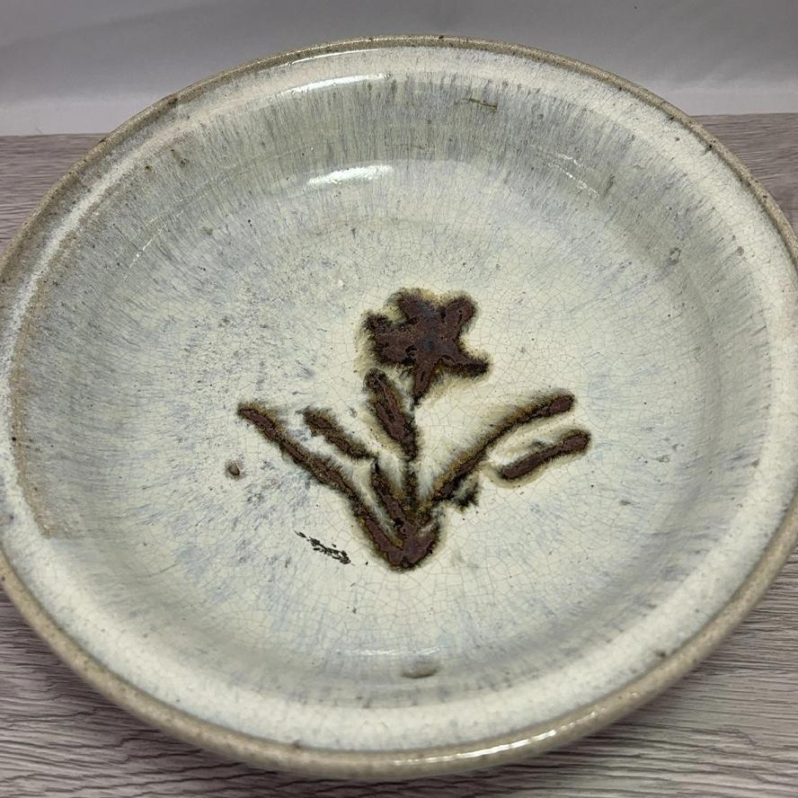 唐津焼西岡小十 絵付皿 大 桐箱入り小次郎窯 にしおかこじゅう 有名作家 陶器 銘窯 飾り皿 絵皿 大皿 観賞 展示 置物飾り鉢 インテリア 旅館 ホテル 飾り棚 床の間｜三陽商事美術工芸品部・旧三貴工芸