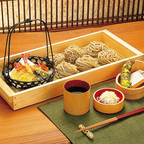 10％OFF！百貨店大売り出し★檜・板目の前（身・竹ス） ソバ 目の前用食器 木製 〔お取り寄せ商いもの〕