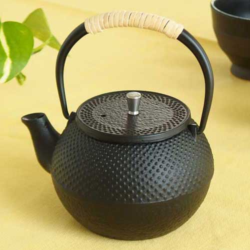 新品コンディション、供箱、栞、取説付　南部池永　１５型福禄アラレ　南部鉄瓶　鉄瓶 imgrc0065330373.jpg