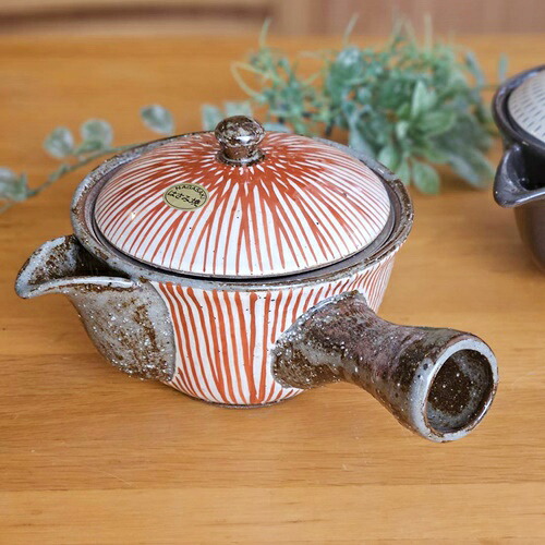 《在庫品》波佐見焼 赤十草京千すじ M急須 お茶 おしゃれ〔お取り寄せ商品〕