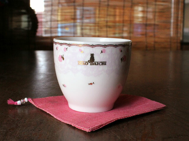 楽天市場】【アウトレット】金線リム蘭 ニューボン ケーキ皿[17.3×H1