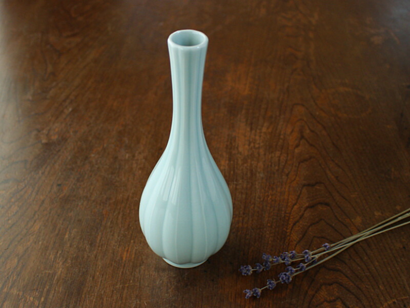 楽天市場】【アウトレット】青磁 ツル首 一輪挿し H18.2cm / 陶器 花瓶