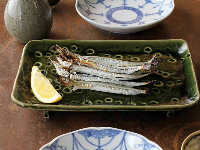 かしわの小皿 楽天市場】【アウトレット】青磁 かしわ葉型 大皿 [36.8×26.7×H5.2cm