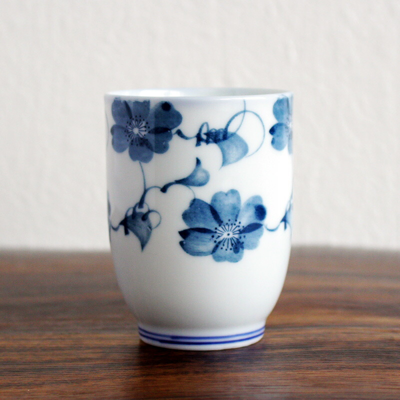 手描き蝶模様 湯呑 磁器製 新品未使用 楽天市場】【アウトレット】手描き内外網目 玉湯呑 / 湯呑 玉