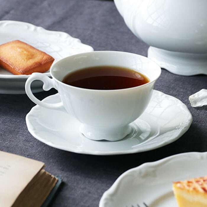 カップ ＆ ソーサー バロック ライヒェンバッハ // コーヒーカップ ティーカップ カップアンドソーサー セット コーヒー 紅茶 洋食器 ホワイト 白 磁器 REICHENBACH 電子レンジ可 食洗機可 ドイツ スタイリッシュ ギフト ラッピング サラグレース