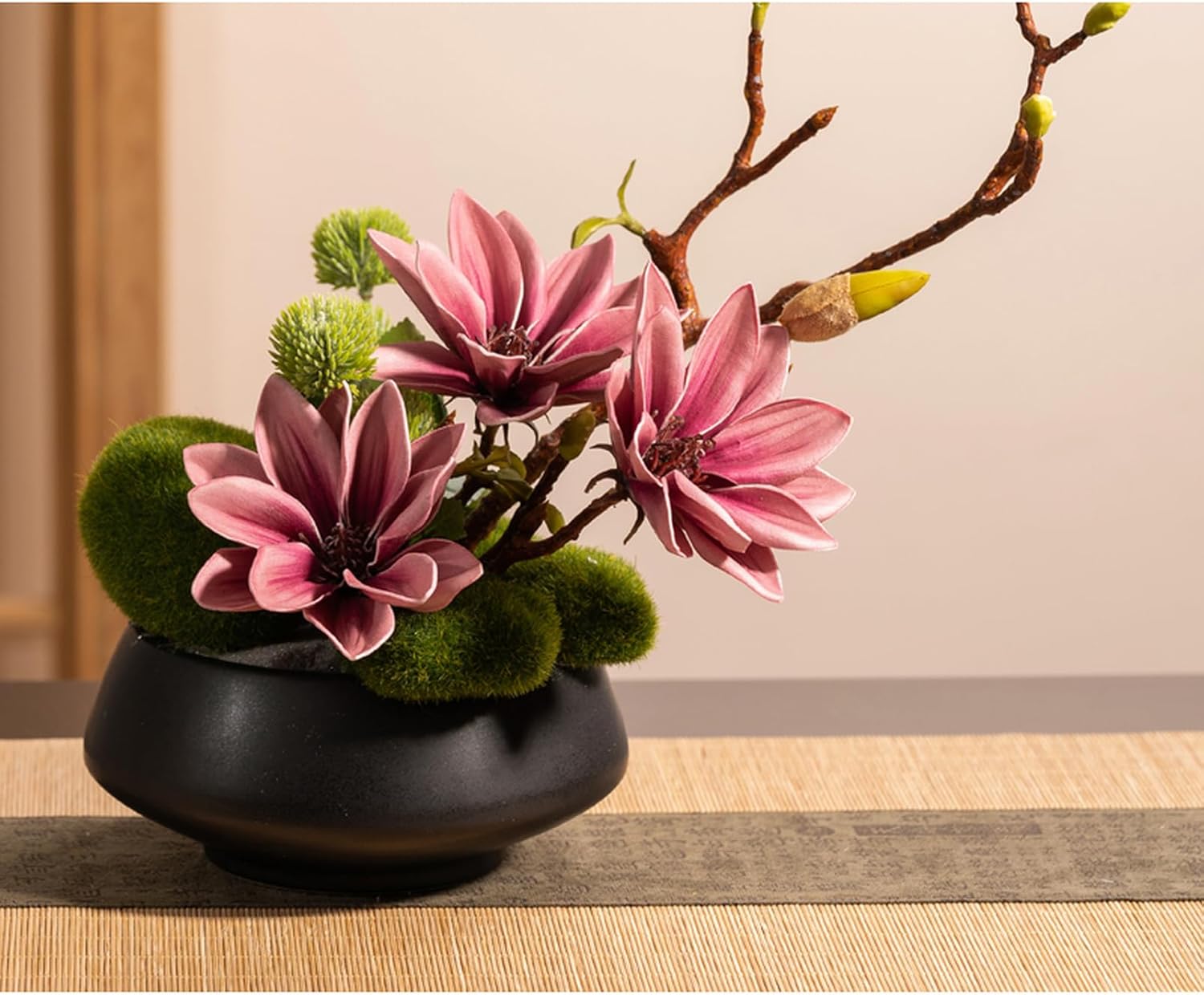 人工観葉植物 造花 アートフラワー リアル 本物そっくり 自然な枝モチーフ F リビング テレビ台 08セット 茶空間モデル ハウス装飾 耐久性 長期間美しい状態維持 フェイクグリーン インテリアグリ|サステナライフ