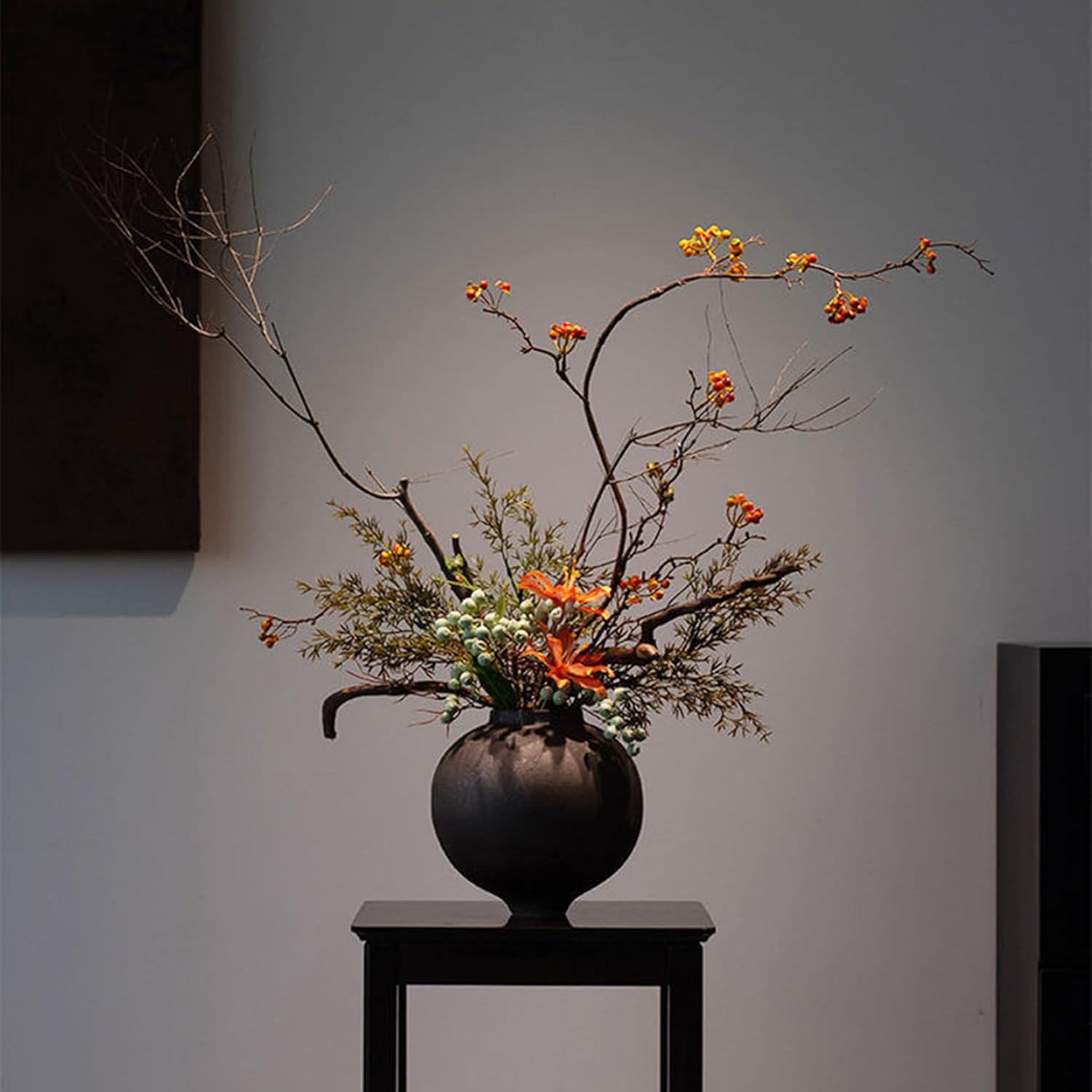 造花アレンジ 新中式風 フェイクフラワー F 人工観葉植物 陶器花瓶付き 和室 インテリア 玄関 リビング飾り おしゃれ フェイクフラワー アレンジ 生け花 花瓶挿し ディスプレイ用 事務所 店舗 カ｜サステナライフ
