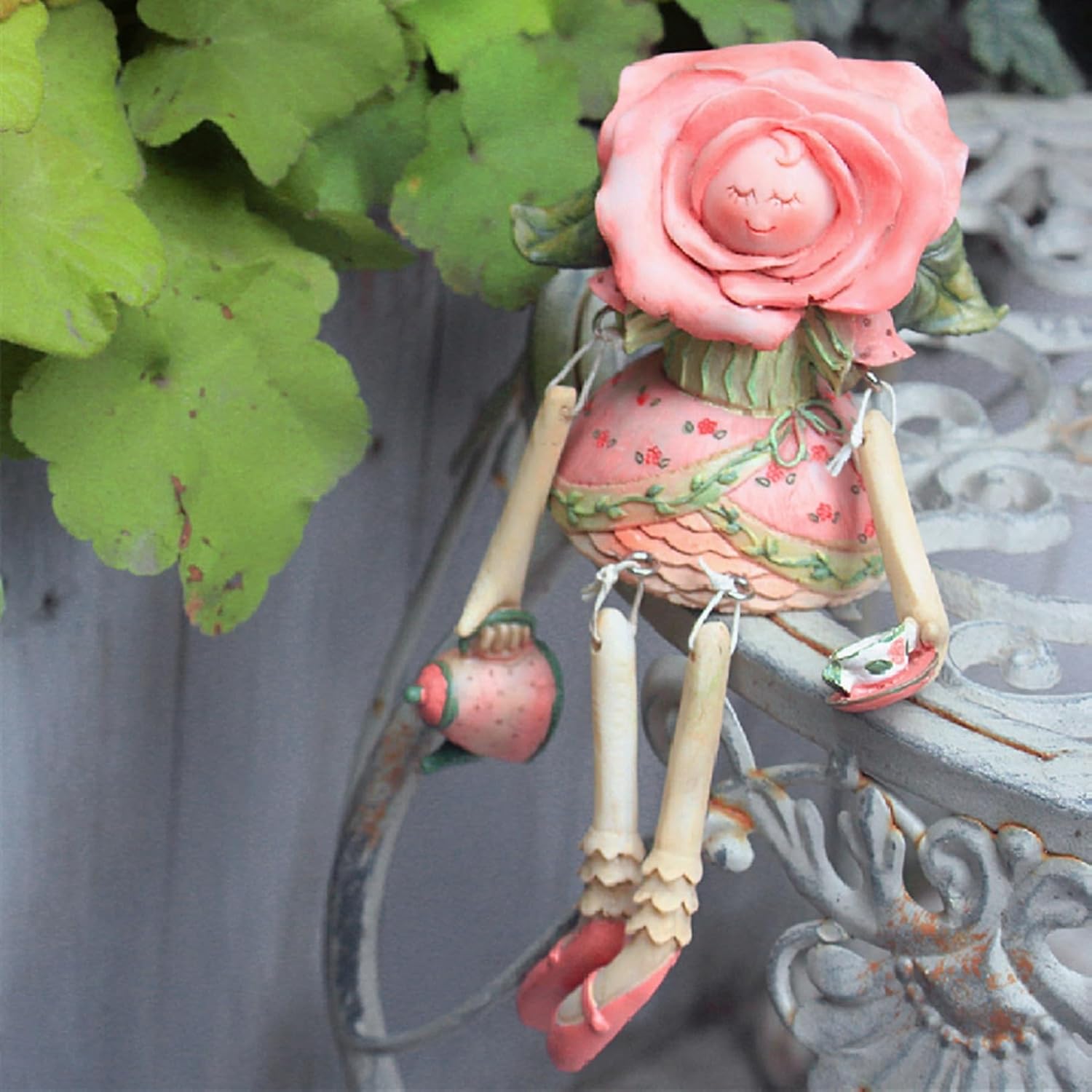 ガーデンオーナメント 花の子 花の妖精 薔薇 屋内屋外装飾 花壇の置物 ピンク インテリア 田園風景 屋外用置物 アニマル 庭園 ベランダ 室外 室内 ガーデン置物 庭オブジェ 飾り物 誕生日 プレゼ