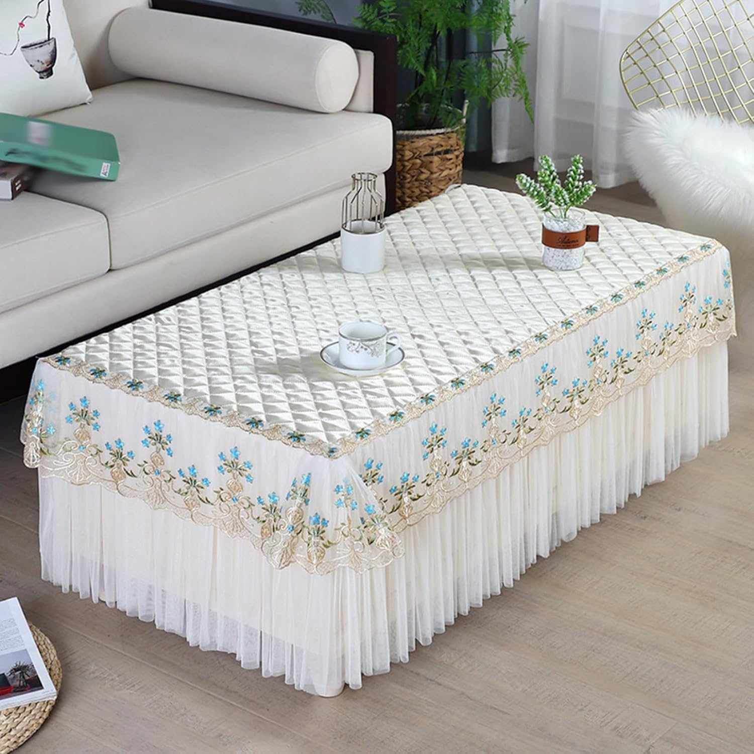 レース テーブルクロス 食卓カバー テーブルカバー 長方形 北欧風 おしゃれ 花柄刺繍 フリル 汚れ対策 テーブルマット テーブル掛け 静音 軽量 家庭用 パーティー 気分転換 ベージュ3｜サステナライフ 7,518円