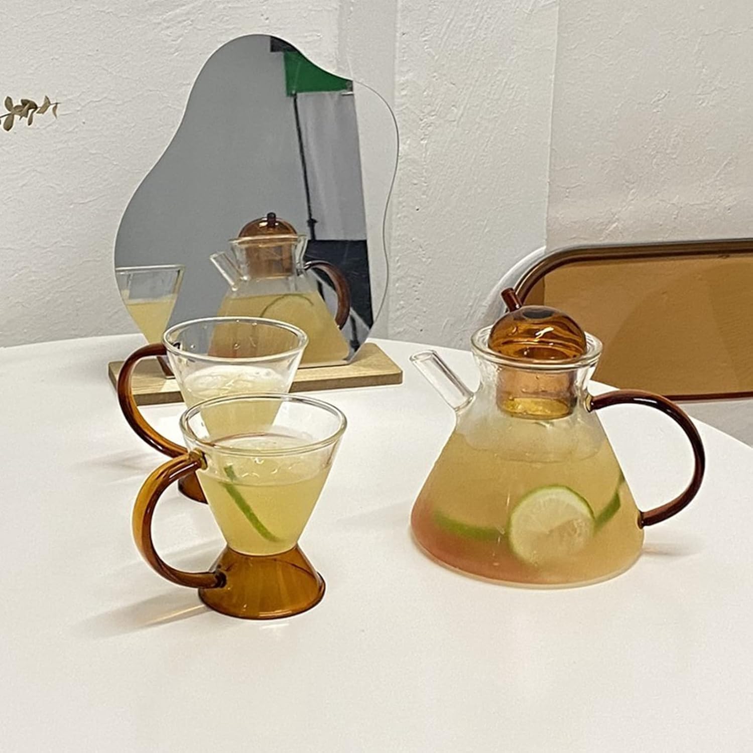 ガラスコップ ティーポット ティーカップ ガラス 透明 クリア 取っ手付き ドリンク用 耐高温 焼酎 デリケート お茶 果物茶 貴重 簡約 洋食器 お店 家用 オシャレ 2カップ+ポットセット