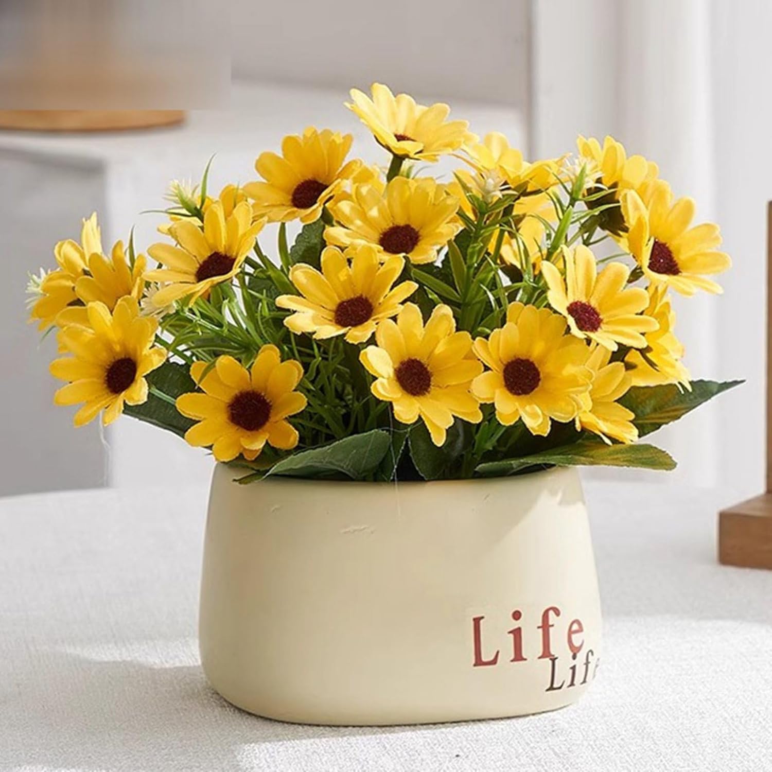 造花 枯れない花 カーネーション ヒナギク 雛菊 マリーゴールド 百日草 ひゃくにちそう 造花インテリア 装飾花 花束リアル 本物そっくり 花瓶付き 人工植物装飾 観葉植物 北欧風 ins おしゃれ｜サステナライフ