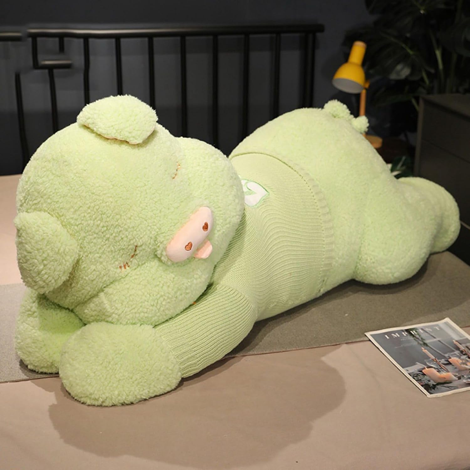豚 ぬいぐるみ 抱き枕 特大 クッション だきまくら 大きい抱き枕 ふわふわ 動物 可愛い セーターを着た豚さん 添い寝まくら 縫いぐるみ ロング 長い 癒しグッズ お祝い 誕生日 プレゼント ねむね