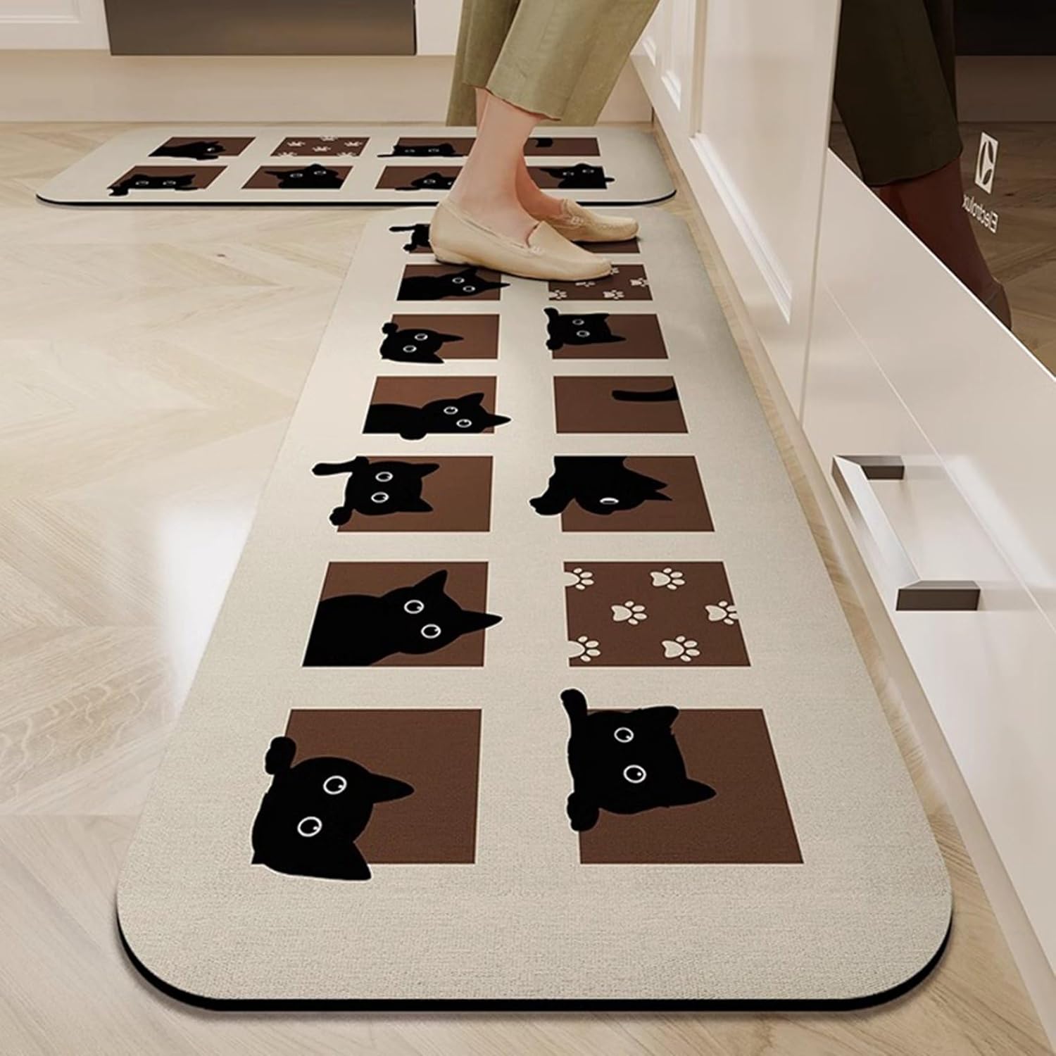 キッチンマット 猫 45*150cm ロングマット 台所マット 足拭きマット ドアマット 泥除け 室内 エントランス 廊下 丸洗いOK 滑り止め 耐磨耗性 吸水 吸油 ポリエステル繊維 耐磨耗性 アニ