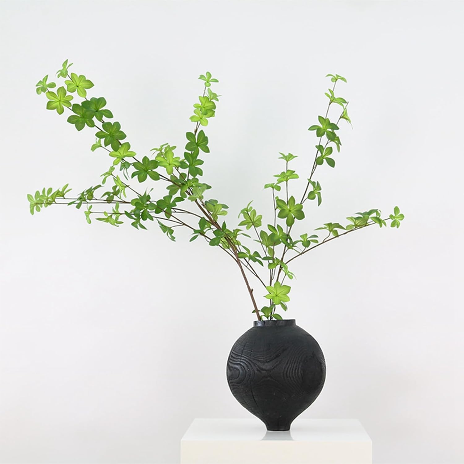 枝 フェイクグリーン 一輪挿し インテリア 陶器花瓶付き 室内 人工観葉植物 フラワーアレンジメント 自然な姿 センターピース 置物 テレビ台 オフィス 事務所 撮影道具 お開店祝い 新生活 世話不要