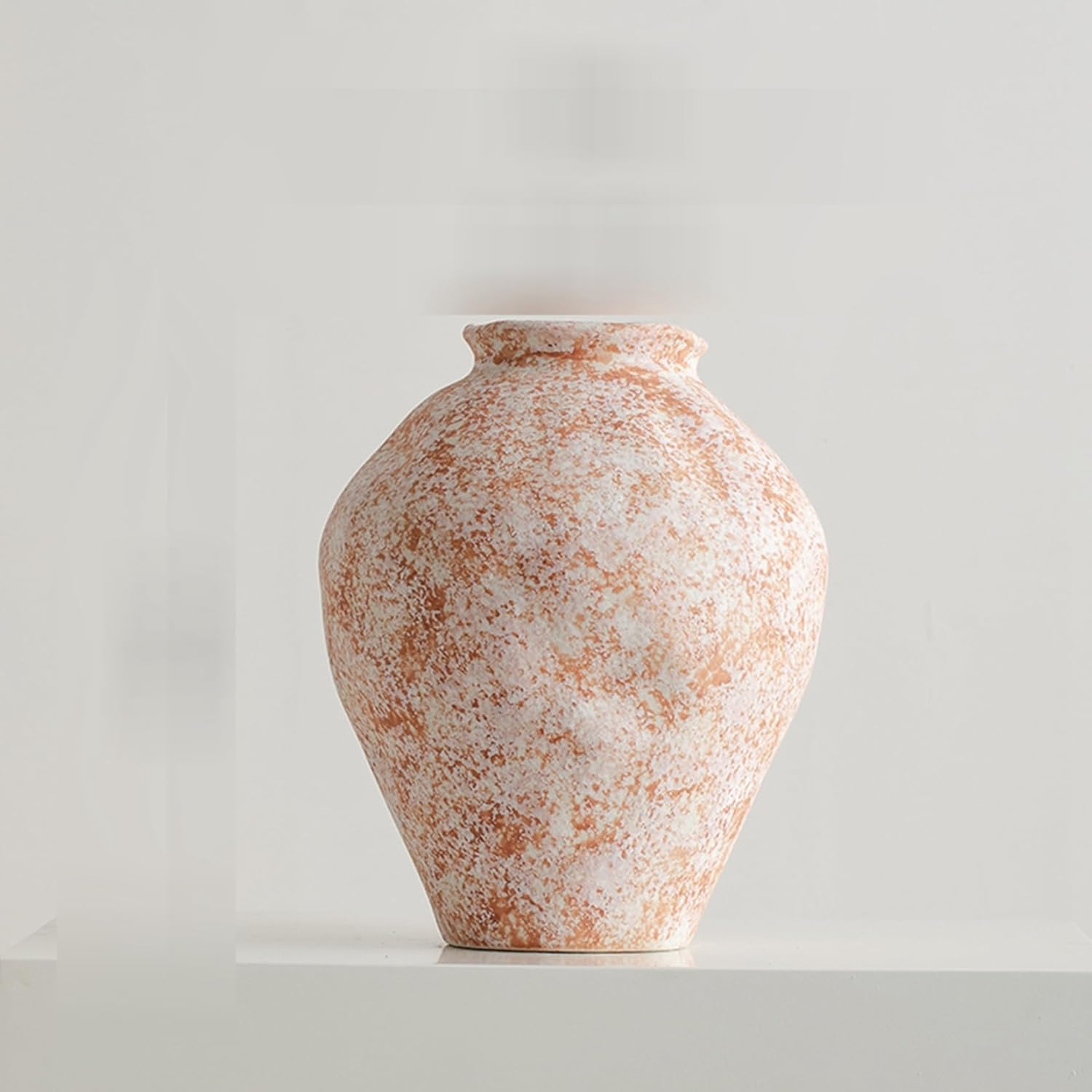 花立て 花びん ベージュ 斑 変わり種 不規則さ 分かりやすい花器 花びん 陶磁製花器 瀬戸もの花器 御花申し合わせ用花器 生け花用花器 事務机いの一番かざり付ける 家のかざり付ける 苑地かざり付ける 室内かざり付ける バレンタインデーギフ