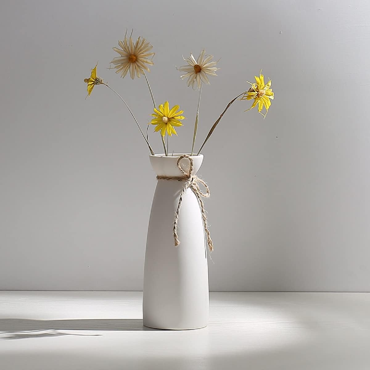 ホワイトセラミック 花瓶 白北欧 陶器 素陶 かびん フラワーベース 花器 おしゃれ シンプル 一輪挿し インテリア ins 飾り 結婚式 プレゼント