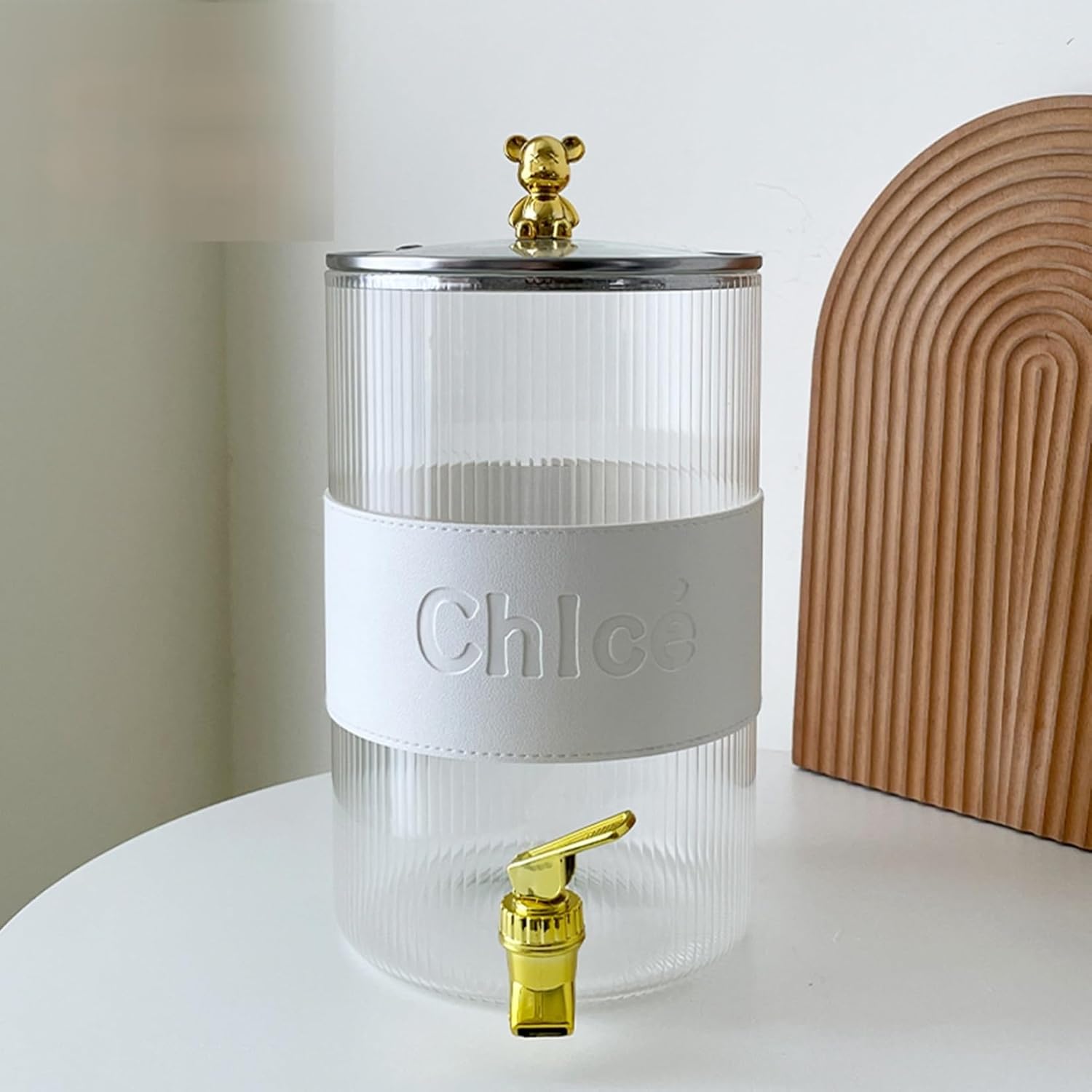 ドリンクピッチャー ウォーターピッチャー 冷水筒 2300ml 玻璃容器 ガラス製 ミニウォーターサーバー ジュース容器 飲み物ディスペンサー ガラスワインボトル 果実酒 麦茶ポット 竹の木製ブラケッ