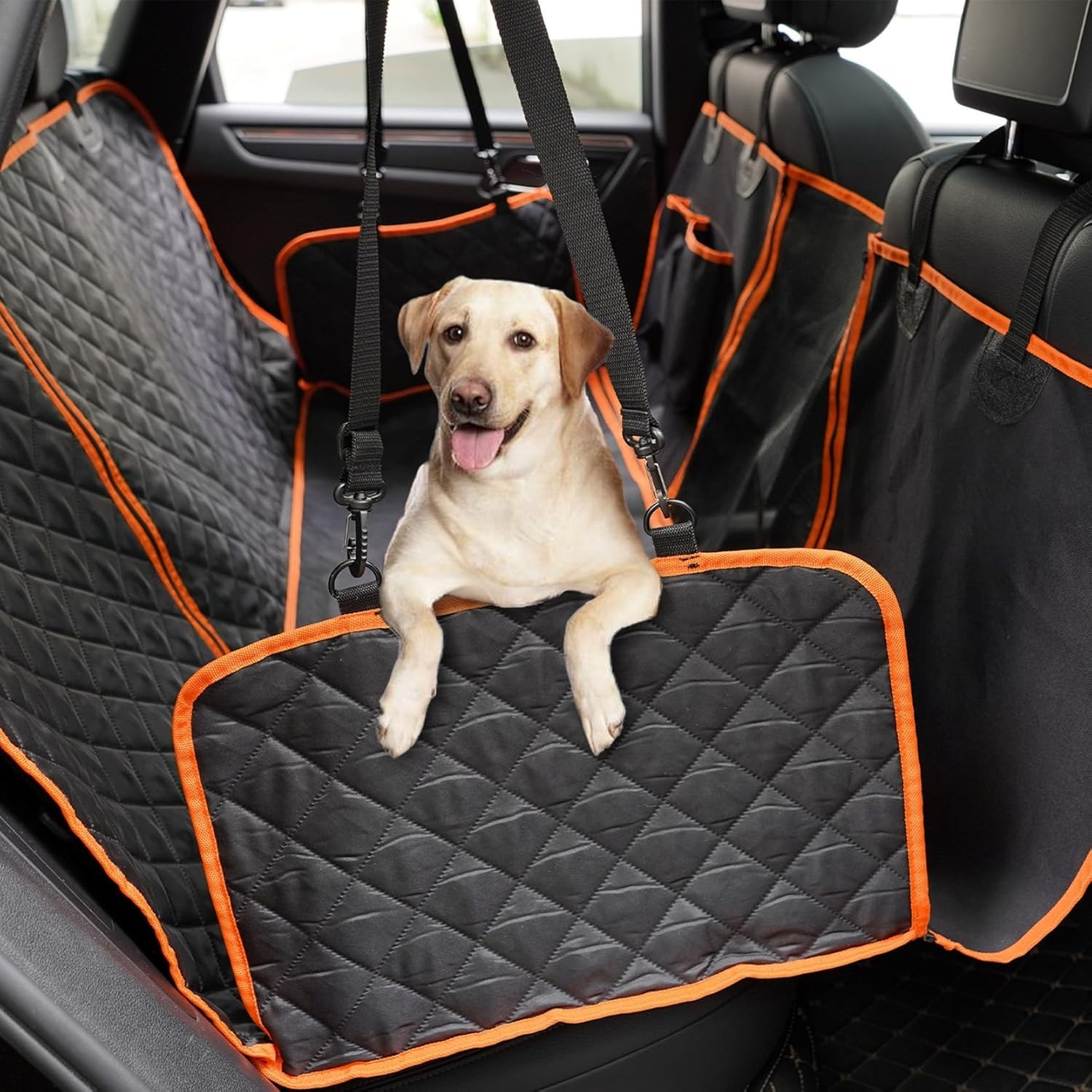 犬用カーシート ペット ペットドライブ用品 犬用カーシートカバー ポケット付き 犬用リアシート 全ペット対応 耐久 頑丈 清潔簡単 水洗い可能 型崩れしない SUV用 アウトドア 散歩 旅行 137*
