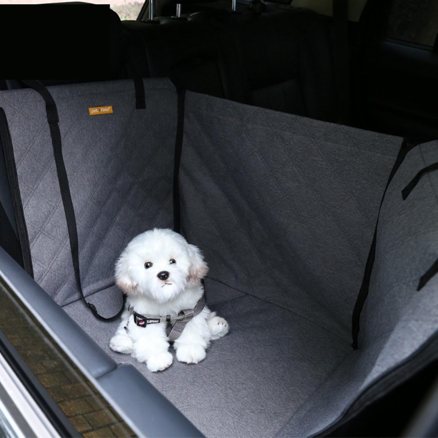 車用 ペットシート 汎全車種 犬用カーシート 後部座席 全種犬猫用 車 犬用 ドライブシート 飛び出し防止 酔い防止 シートベルト付き 折り畳み可 汚れキズ防止 車用安全シート カーシートカバー グレ