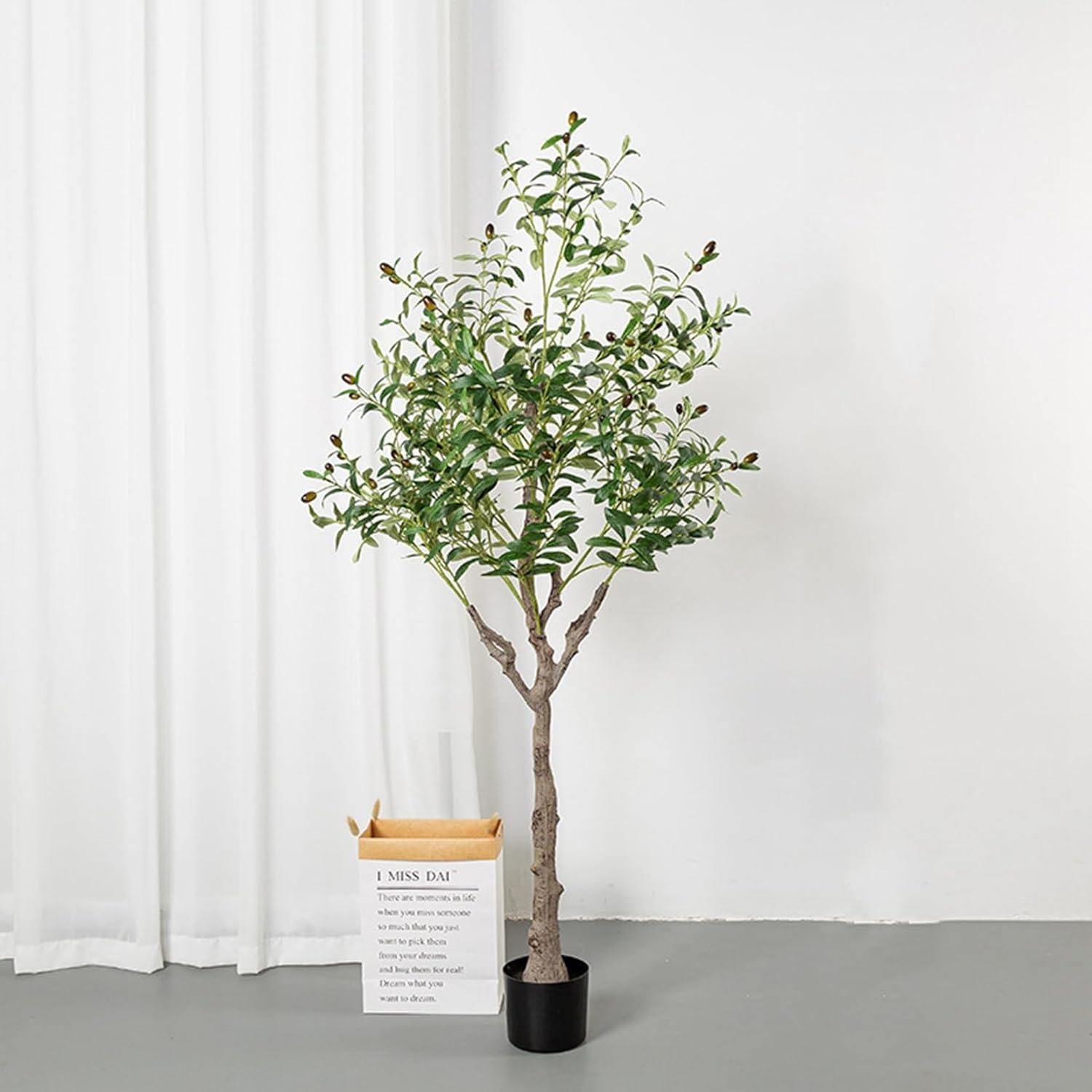オリーブの木 人工観葉植物 大型 造花 観葉植物 店舗 風景 家庭 室内 裏庭 事務所 フェイクグリーン 御祝い 開店祝い 母の日 モダン空間に最適 お手入れ簡単 害虫が発生しない A｜サステナライフ