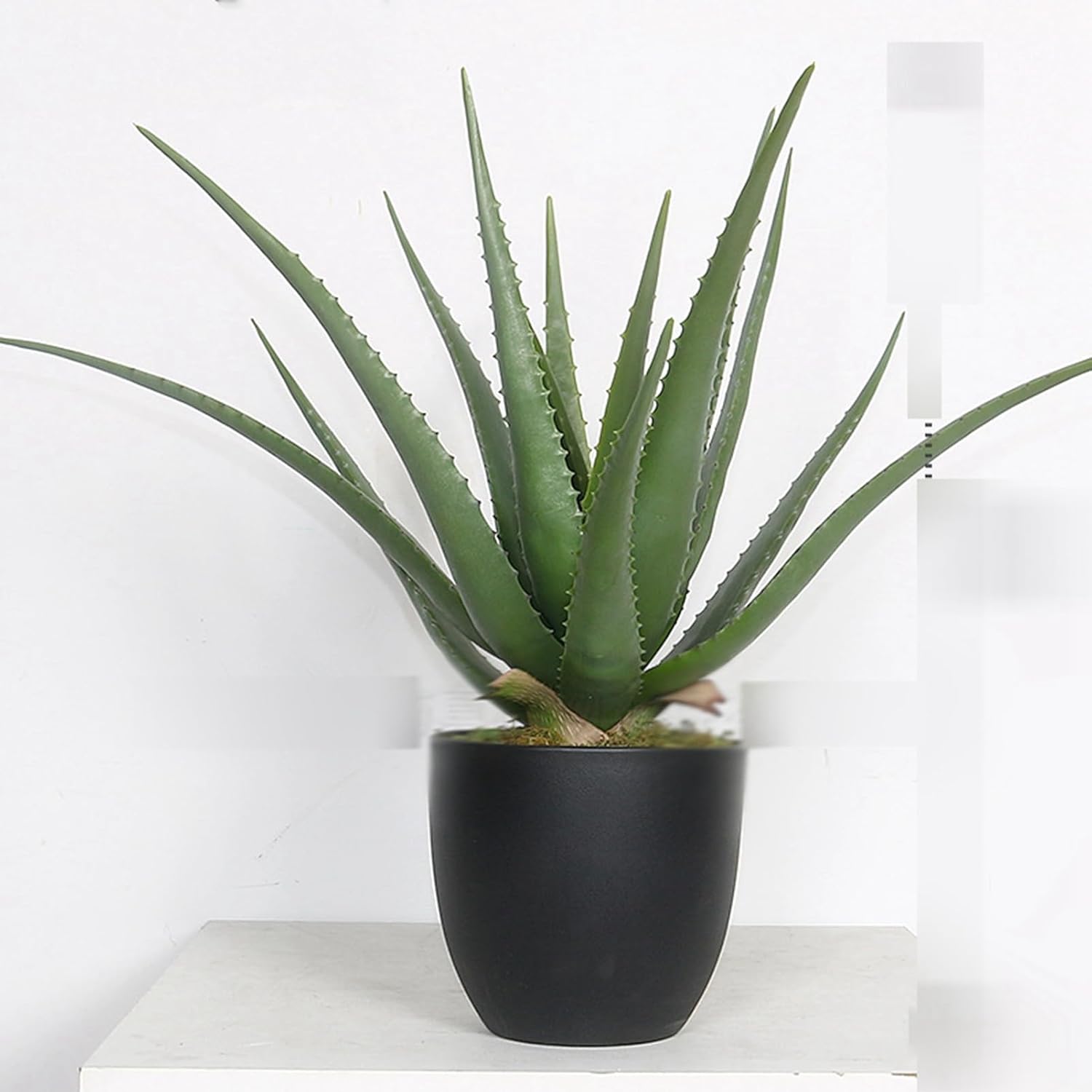 人工観葉植物 アロエ・ベラ 大型 造花 人工樹木 インテリア雑貨 ウェディングセンターピース フェイクグリーン プレゼント 引っ越し祝い 結婚 父の日 モダン空間に最適 お世話不要 お手入れやすい|サステナライフ