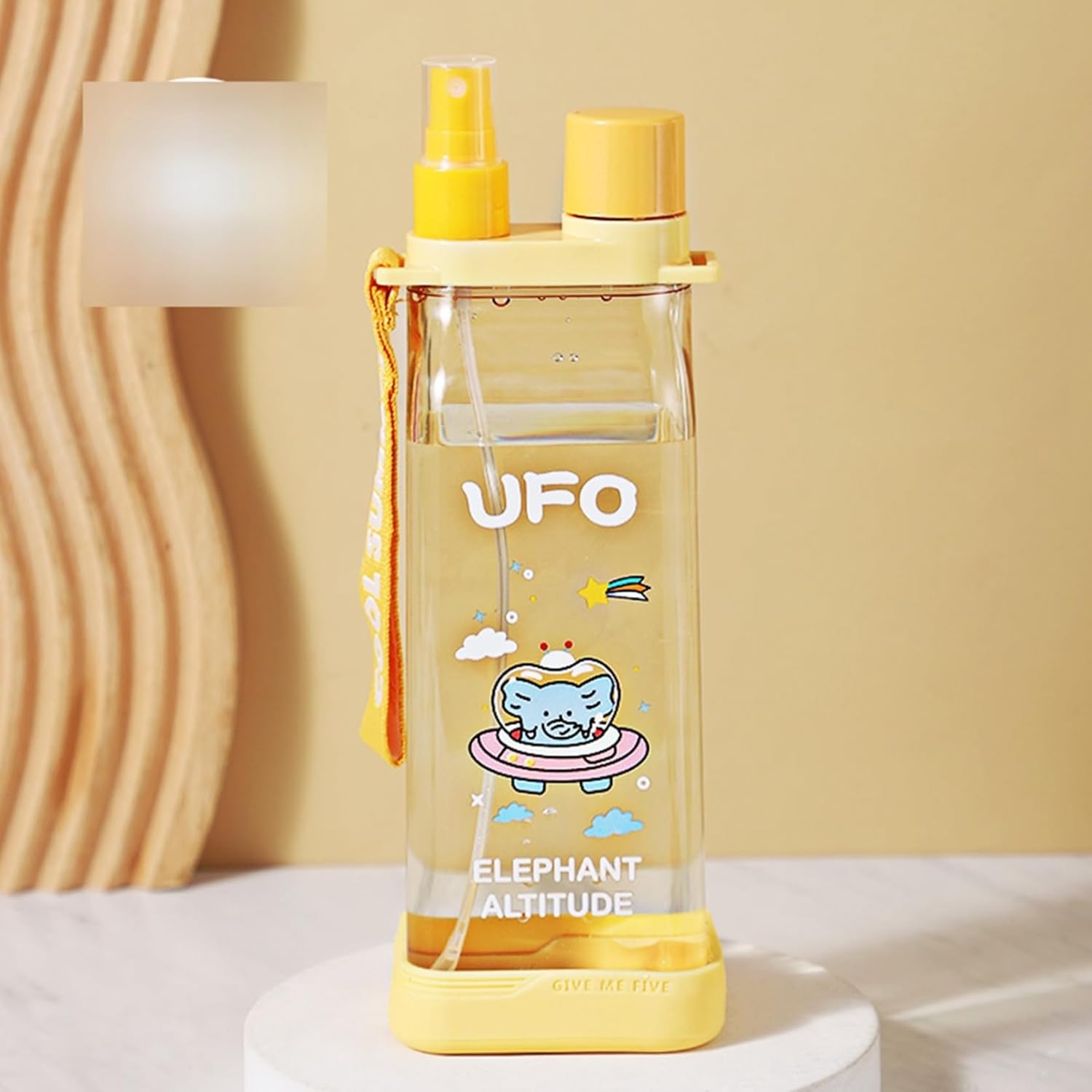 噴霧 水筒 スプレー ウサギ ペンギン 猿 ウォーターボトル 四角 直飲み クリアボトル ドリンクボトル 暑い夏 プラスチック ボトル 冷たい 給水ボトル 便利な 高い密封性 かわいい キッズ フィッ