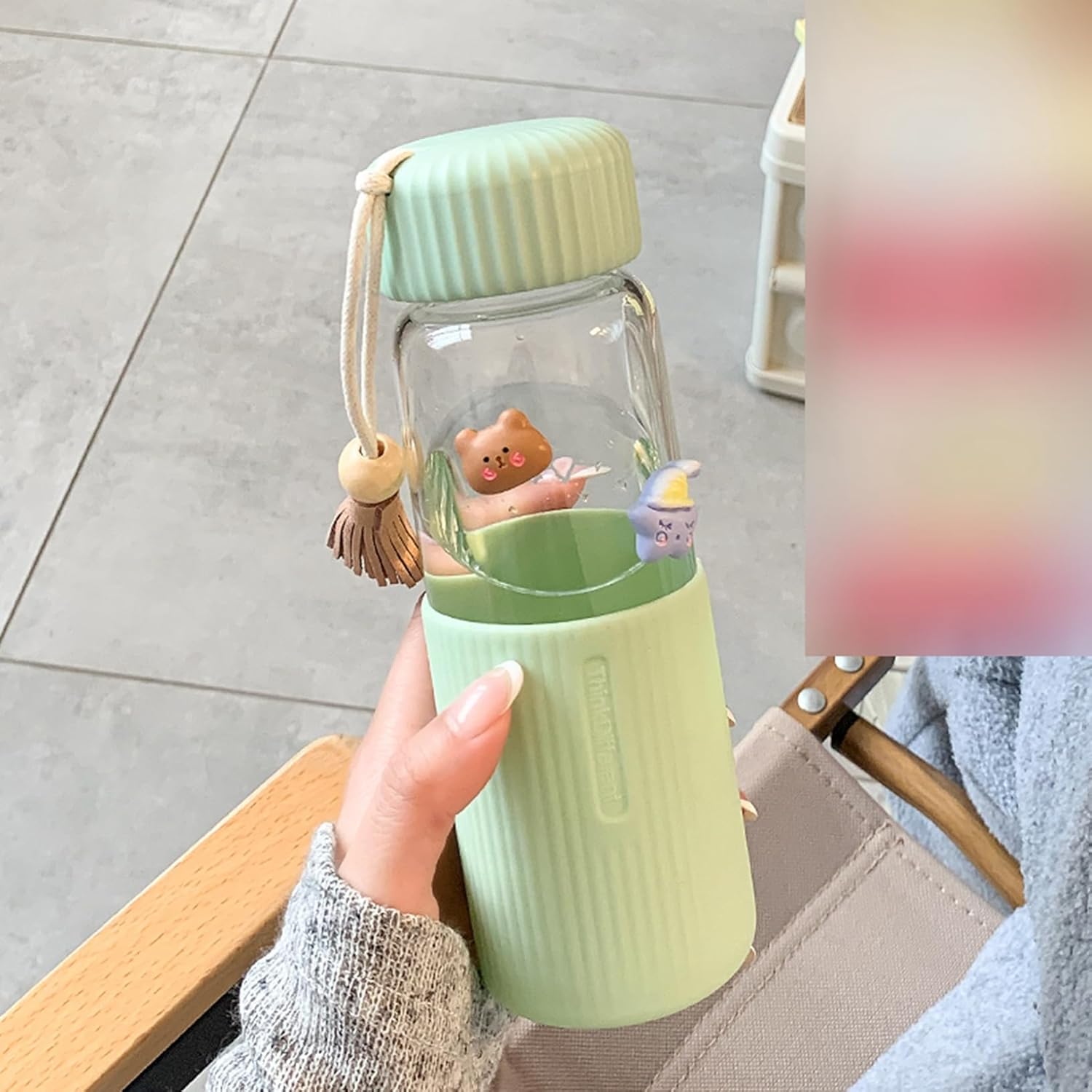 ガラスボトル 350ml 手提げ付き 水筒 ウォーターボトル 蓋付き 直飲み クリア 水分補給 無鉛 スリム 高い密封性 耐冷耐熱 携帯便利 オシャレ ユニセックス 学生 運動会 フィットネス 普段｜サステナライフ